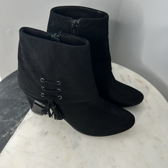 Ditto by VANEli Suede Ankle Boots With Tassle - Picture 4 of 9